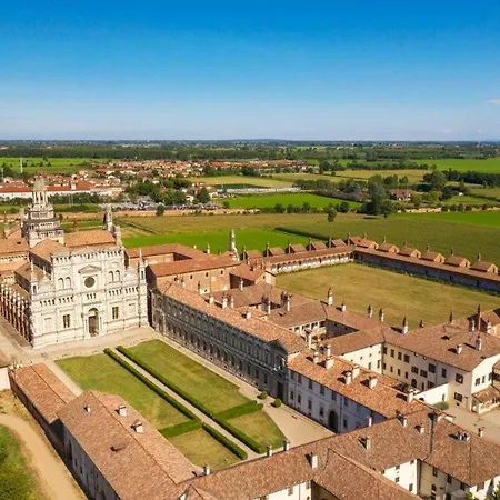 Agri Hotel Cascina Certosa Aparthotel Certosa di Pavia